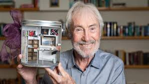 Absolutely no point in retiring': Paint expert