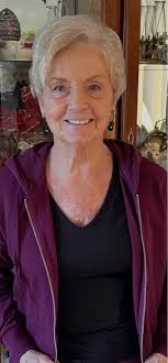 🎥 Lynda Randle Official Page shares the legacy of being a part of the  Homecoming family and participating in so many tapings over the years with  Bill, Gloria, and their Homecoming friends.