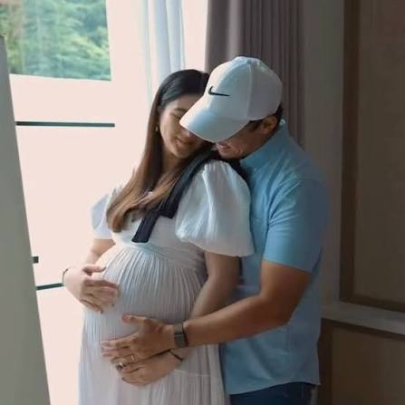 MASARAP ANG BUNTIS, SPOILED!" - ALEX GONZAGA #AlexGonzaga, now in her third  trimester period of pregnancy shared the advantage of being pregnant with  loving and supportive husband. 'Masarap buhay buntis kapag spoiled