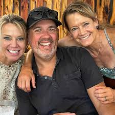 I couldn't be happier to have another brother, as of today. Congratulations  to Casey Baker and my sister, Helen.