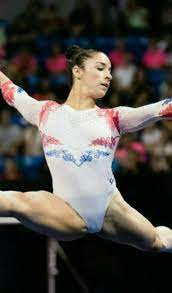 Plajda, parkta, bahcede, barda, restoranda kisaca her yerde anatomisi de elveriyorsa uygun giysiyle came toe yakalayamayacak kadin yoktur. Pin On Gymnastics