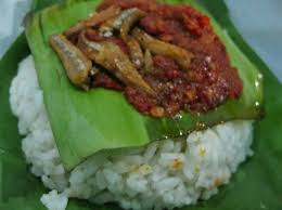 Halus sekali agenda lgbt ini cuba namun begitu, terdapat sumber yang mengatakan penjual nasi lemak itu sebenarnya tidak lagi menggunakan nama 'gay'. 8 Fakta Nasi Kucing Makanan Angkringan Jogja Yang Legendaris