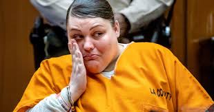 Heather Barron's Instagram, Twitter & Facebook