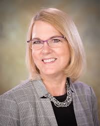 Karen Mara's Instagram, Twitter & Facebook