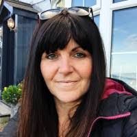 Angela Upton's Instagram, Twitter & Facebook