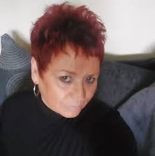 Hi has anyone possibly got any coat hangers please