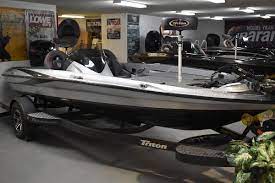Affordable to own, easy to drive and fast to the fish, the 179 trx is built with a performance platform that is triton through and. New 2020 Triton 179 Trx 77380 Spring Boat Trader