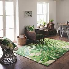 Wir Lieben Tropical Patterns Sie Sehen Nicht Nur Auf Outdoorteppichen Gut Aus Sondern Machen Auch Den Wollteppich Manila Green Home Decor Rug Design Decor