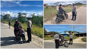 Polsek Kelila Mediasi Sengketa Hak Ulayat di Desa Dimbungen, Kedua Suku  Sepakat Tempuh Jalur Damai - Tribatanews POLDA Papua