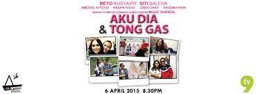 Aku, dia dan tong sampah adalah sebuah komedi romantik yang mengisahkan dua insan, sharnaz dan amir yang baru sahaja putus cinta. Aku Dia Dan Tong Sampah Home Facebook