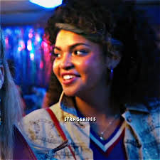 Was she a b!tch? yes. would i say yes if she wanted to make out with me?  also yes#strnger1985 #strangerthings #staceystrangerthings  #angelastrangerthings