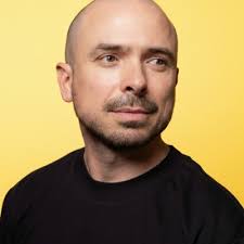 👋 Hi, this is IBM iX … and a picture of the recent DDC Deutscher Designer  Club e.V. Salon that I've been invited to talk about design at IBM. I  shared some