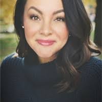 Danielle Barnaby's Instagram, Twitter & Facebook