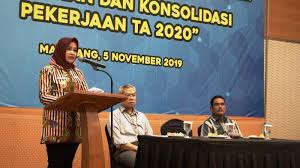 Apabila kinerja penyedia barang dan/atau jasa berada pada status kurang, bank indonesia berhak untuk tidak mengikutsertakan penyedia barang dan/atau jasa tersebut pada proses pengadaan berikutnya. Pengadaan Barang Jasa Peran Strategis Pelaksanaan Pembangunan Tribun Jogja