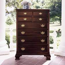 Kincaid house was the best of the hotels my wife and i stayed in on our slow way up to a holiday cottage in the highlands. Carriage House Eight Drawer Chest By Kincaid Furniture At Riverview Galleries Kincaid Furniture Furniture Solid Wood Furniture
