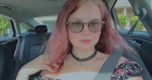 How could I possibly achieve this color besides going to a salon.