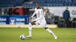 30.11.2021 · denis zakaria von borussia mönchengladbach soll sich final gegen eine verlängerung seines im sommer 2022 auslaufenden vertrags entschieden haben. Denis Zakaria Verlasst Borussia Monchengladbach Zum Saisonende Zweiter Abgang Nach Matthias Ginter Eurosport