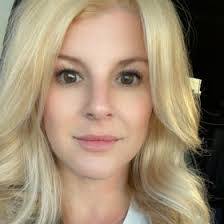 Melissa Sylvia's Instagram, Twitter & Facebook