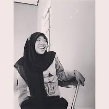 Kemudian semenjak tahun 1965 sistem penjara di indonesia diubah oleh pemerintah menjadi sistem lapas ( lembaga pemasyarakatan ) yang mengedepankan ham. Jadi Sipir Itu Rasanya Duduk Paling Depan