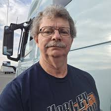 Is it normal for trucking companies to share trailers?