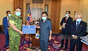 Tinggi badannya nggak lebih dari 155cm. Jkm Selaras Sumbangan Ngo Di Sabah