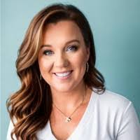 Heather Edgington's Instagram, Twitter & Facebook