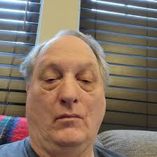 my older brother Donald R Hewett passed away last night he was in the class  of 1966