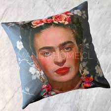 Quedan 2! Funda de Cojín Estampado Frida Flores Fondo Gris