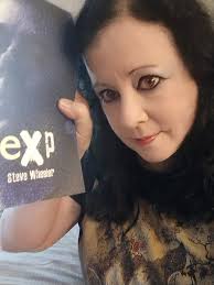 Im so excited. I got this in the mail today. Its my body pillow cover....