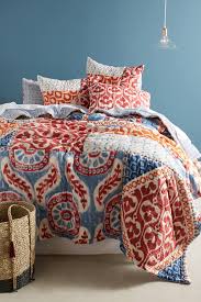 Kintora Quilt In Red And Blue Anthropologie Anthropologie Bedroom Anthropologie Bedding Anthropologie Home
