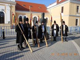 Liga pentru apararea drepturilor pesnionarilor militari, federatia militarilor din romania, asociatia nationala a cadrelor militare in rezerva si retragere din ministerul. Participarea A C M R R Arma Geniu La FestivitÄÈi Prilejuite De Centenarul Marii Unirii Acmrrag