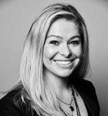 Kayla Weatherman's Instagram, Twitter & Facebook