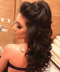 11 Of The Outstanding Long Prom Hairstyles 2019 To Look Hot And Modish Frisuren Balayage Haarfarben