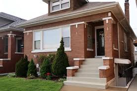 5812 W Addison St, Chicago, IL 60634