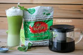 Telah banyak orang yang mengetahui dan menulis manfaat dari tumbuhan. Teh Hijau Thai Latte Thai Green Tea Latte Resepi Terbaik