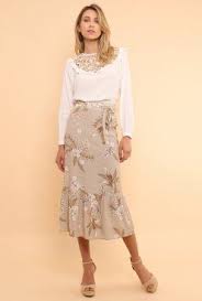 Além disso, levamos dessa vida o que vivemos dela. Blusa Anick Linda De Morrer Ideias Fashion Vestidos Saia De Renda