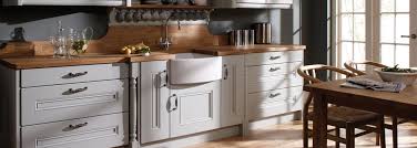 traditional kitchens & kitchen units
