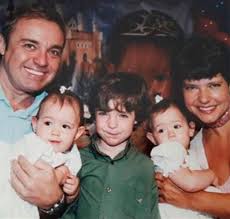 Veja o que sofia alves (sofiaalves08) descobriu no pinterest, a maior coleção de ideias do mundo. Filhos De Gugu Desabafam Sobre Atitudes Da Mae Roberta Jungmann