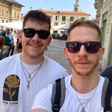 Jonny Turner (@itsjonnyturner)