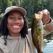 ENVS alumnus Cam Mosley (17Ox, 19C) recently began the next step of their  extensive academic journey as postdoctoral faculty at the University of  Minnesota, where their work is sponsored by the National