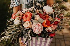 A bride's wedding bouquet truly speaks to her style. 20 Best Most Trusted Florists In Minnesota