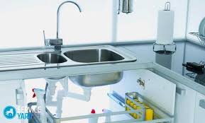 So apa lagi lelaju pm tepi dia, kabinet ni boleh angkut sekali kalau kita nak pindah. Kabinet Sinki Diy