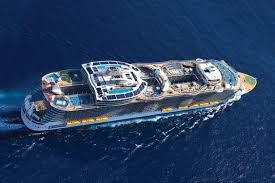 самый большой круизный лайнер в мире Allure Of The Seas Grandioznye Sooruzheniya Chelovechestva Ocharovanie Morej Samyj Bolshoj Kruiznyj Lajner V Mire Karibskij Kruiz Kruiznye Suda Kruizy