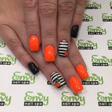Black And White Striped Nails Halloween Autumn Fall Pumpkin Black White Stripe Nails Envy Nail Spa Nail Spa Striped Nails Autumn Nails