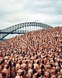 Artist Spencer Tunick wants volunteers for mass nude photo shoot in Sydney  - KESQ