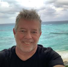 I have been thinking about Maddock a lot lately this Father's Day. There  are so many men that deserve recognition as being simply great Dads. At  Moms funeral who was there -