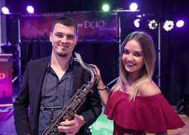 Die richtige musikband für ihre hochzeitsfeier zu finden, ist keine leichte aufgabe. Munchner Duo And Friends Profi Band Aus Munchen Bayern Moderator Tamada Dj Saxophonist Hochzeitsband Musikb Russische Musik Russische Hochzeit Musik
