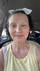 Katie Sumpter's Instagram, Twitter & Facebook