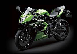 Motor jenis sport juga nyaman untuk digunakan turing ke luar kota. 4 Motor Keren Yang Harga Second Nya Turun Drastis