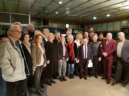 Victor ponta a tăiat nodul gordian numit rompetrol şi din acel moment a lăsat praf fluorescent peste tot pe unde a trecut? Nume Sonore Ale Sportului Romanesc Au Fost Prezente La Inaugurarea Studioului Cristian Topescu De Ziua Internationala A Televiziunii Comitetul Olimpic Si Sportiv Roman